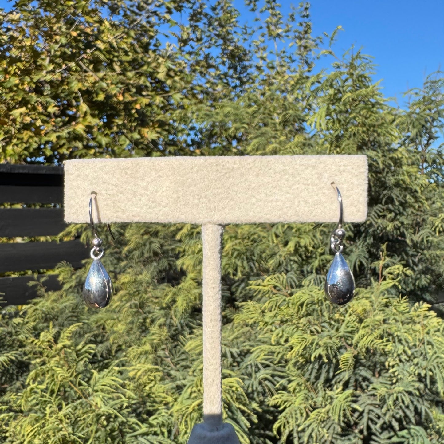 Redwood Raindrop Dangle Earrings